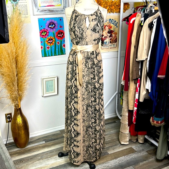 Motherhood Maternity maxi dress, sleeveless snake animal print size M Chiffon - Picture 1 of 13